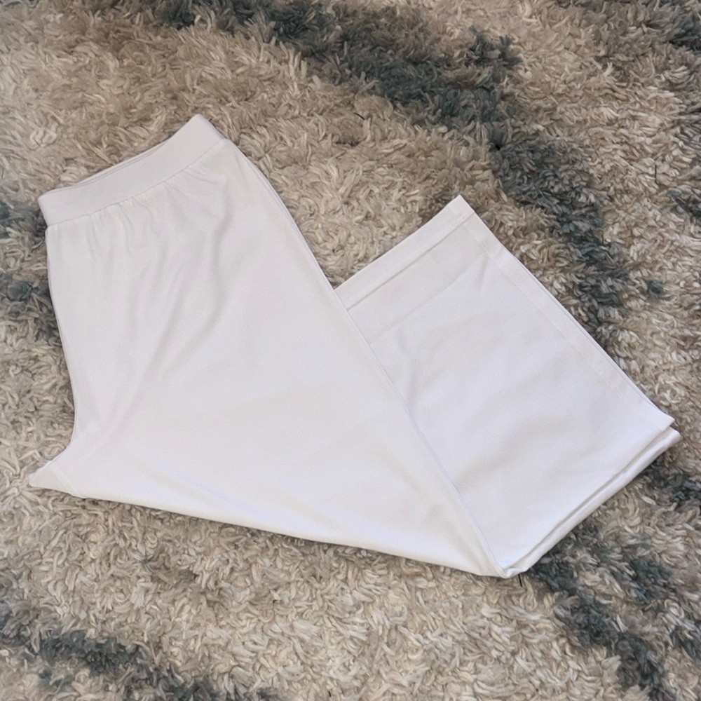 👖Susan Graver Regular Modern Essentials Liquid Knit Crop Pants ~ White